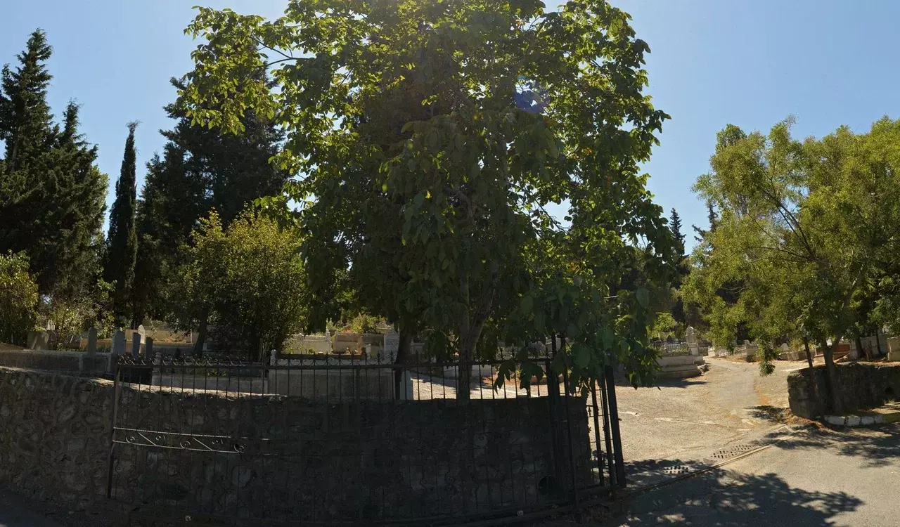 Alibeyköy Mezarlığı