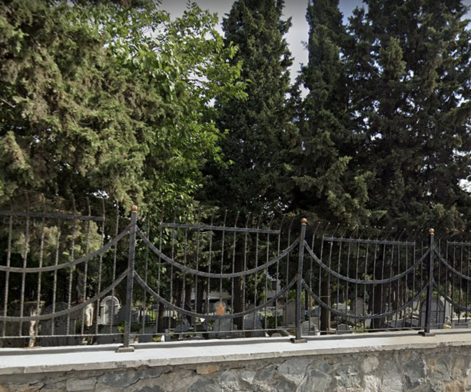 Ambarlı Mezarlığı