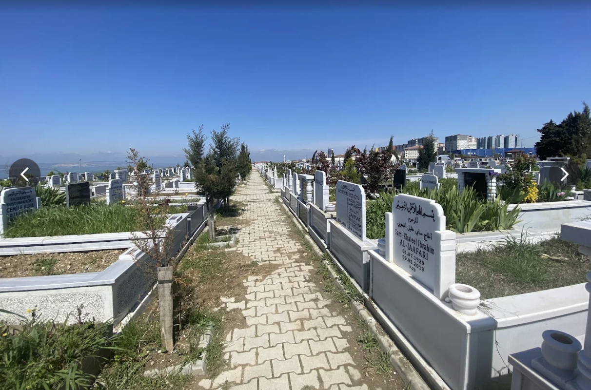 Çakmaklı Mezarlığı