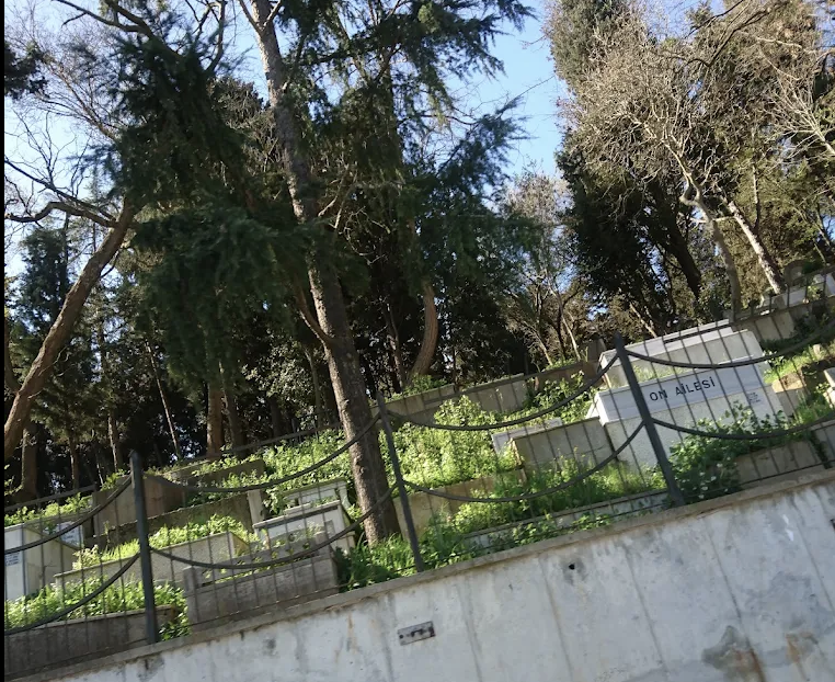 Emirgan Mezarlığı