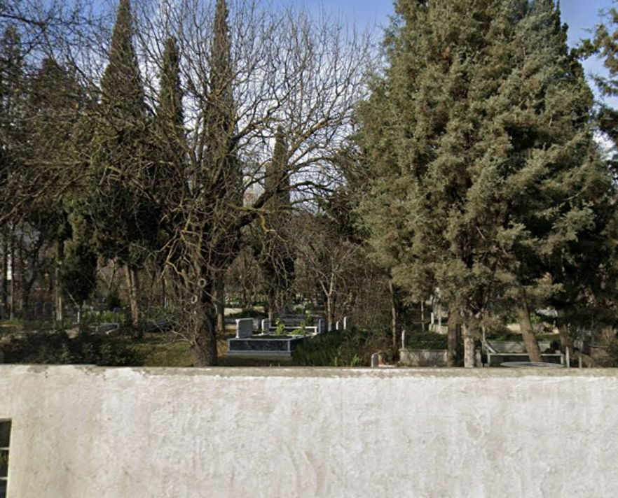 Eskişeyhli Mezarlığı