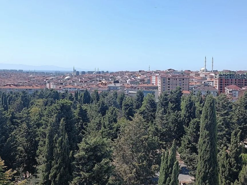 Güneşli Mezarlığı
