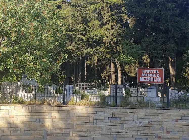 Kartal Mezarlığı