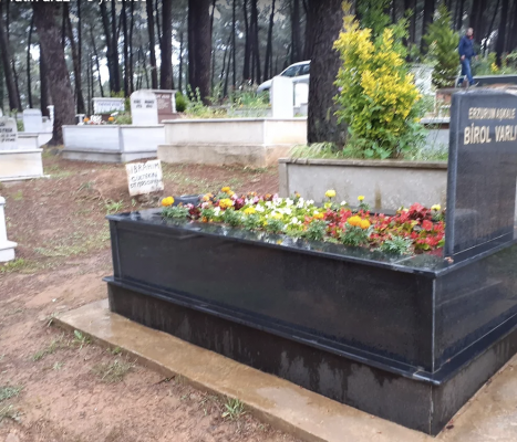 Ortadağ Mezarlığı