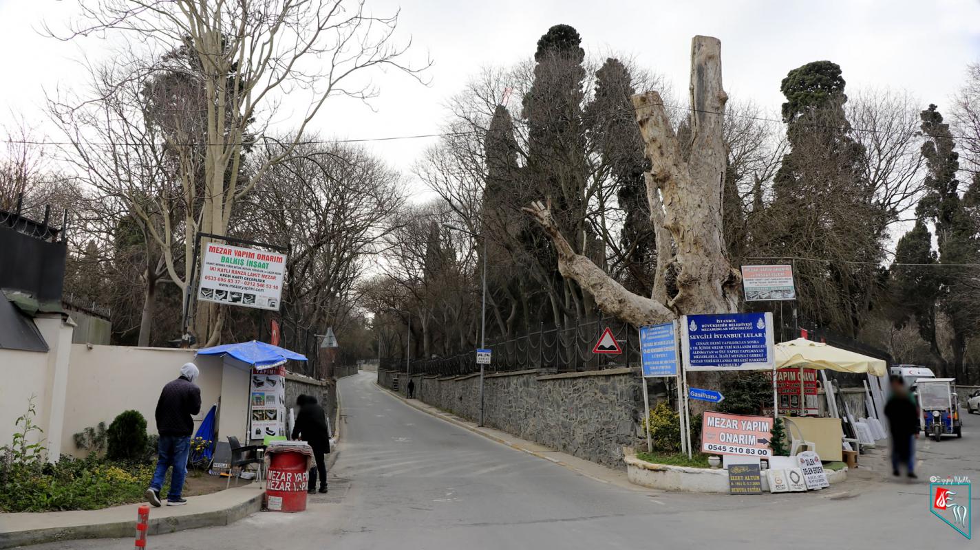 Silivrikapı Mezarlığı
